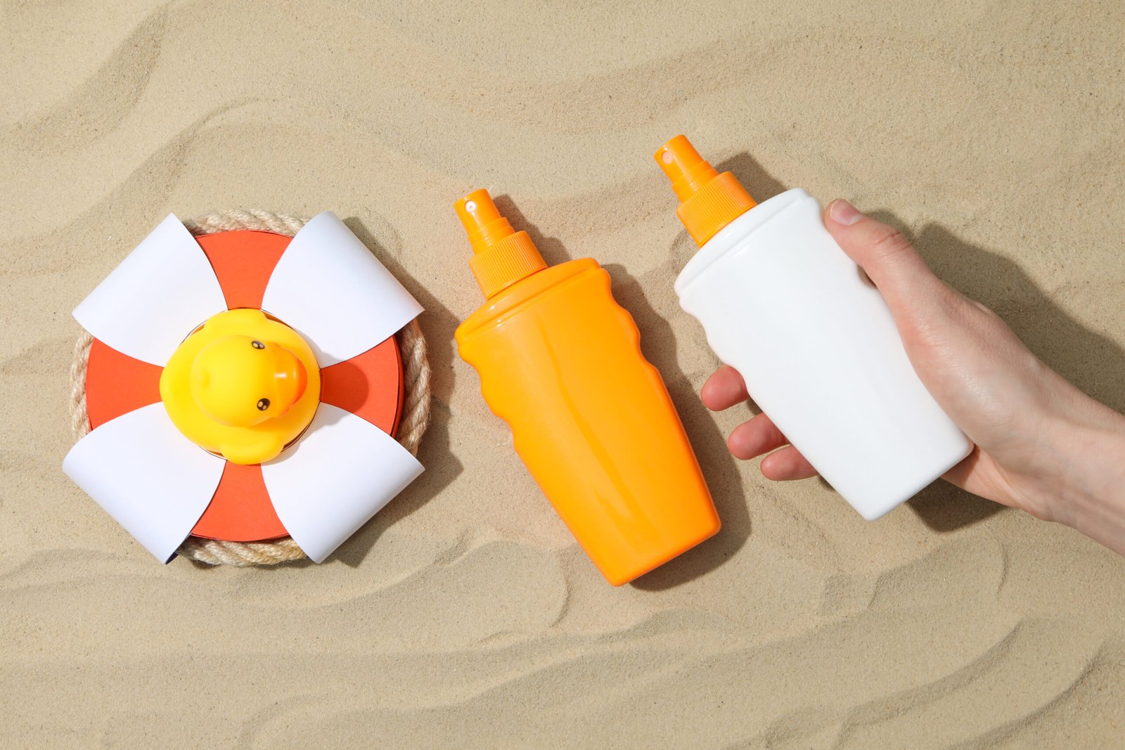 BEST SUNBLOCK FOR FACE: MINERAL VS. CHEMICAL SUNSCREENS EXPLAINED