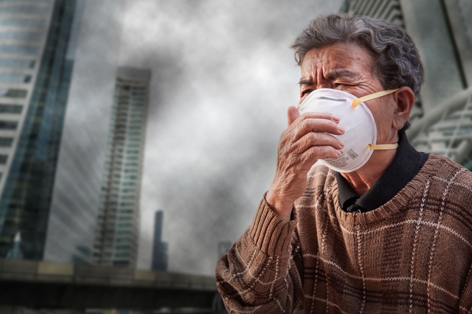 WHAT EVERYONE SHOULD KNOW ABOUT CARBON MONOXIDE POISONING AT HOME