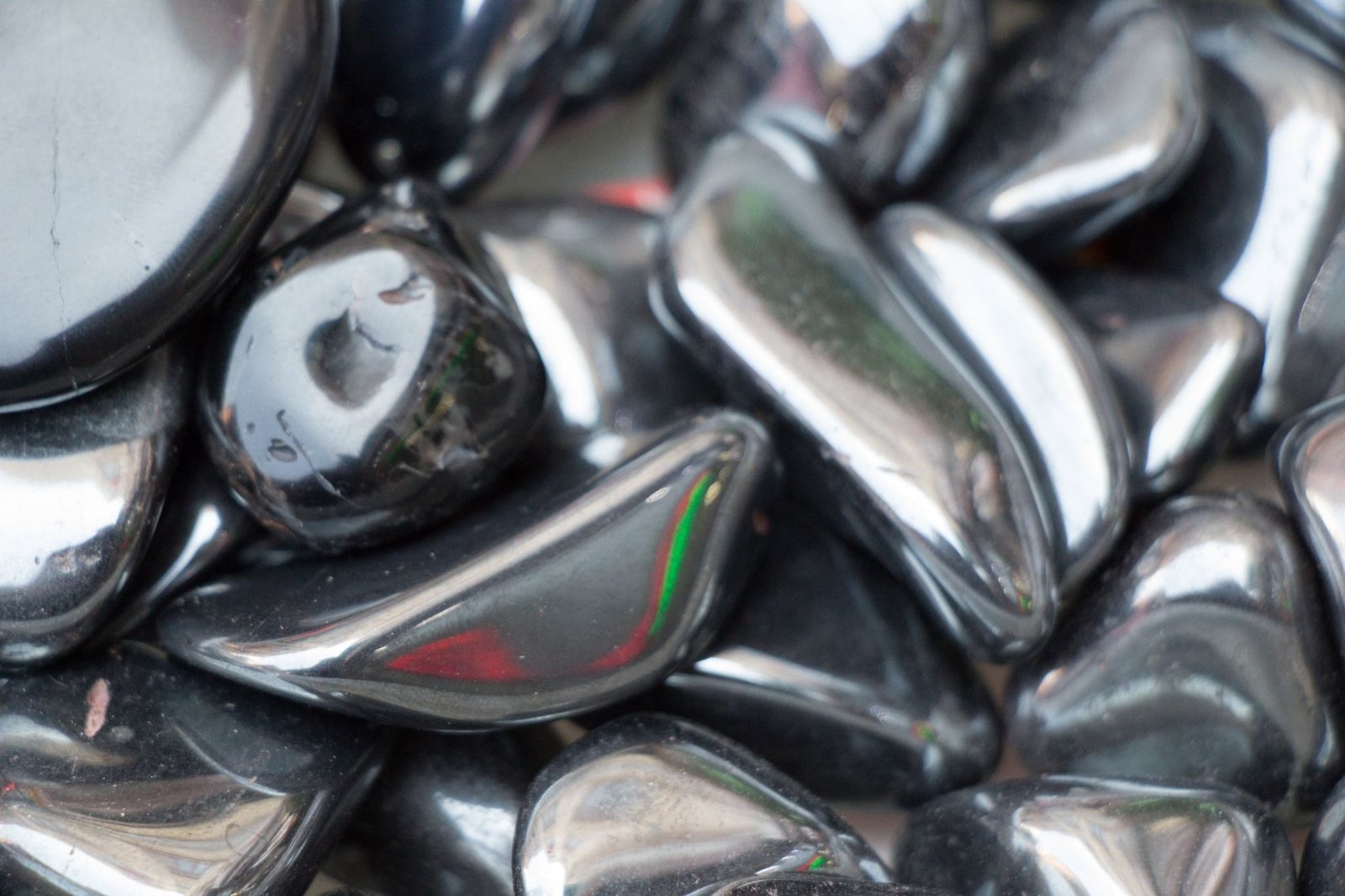 HOW CHROMIUM IN STAINLESS STEEL COMPOSITION IMPROVES STRENGTH AND DURABILITY