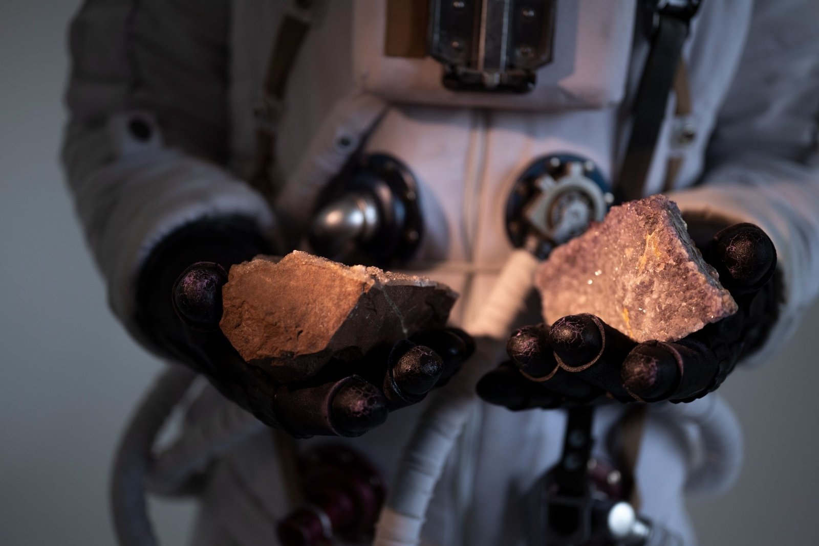 HOW SILICON IN METALLURGY FUNCTION ENHANCES STRENGTH AND DEOXIDATION IN METALS